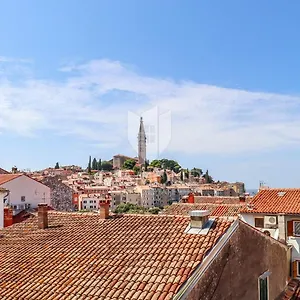 https://villa-augusta-ferri.in-istria.net