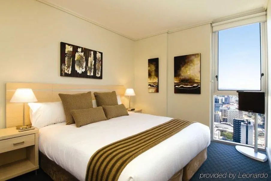 Oaks Brisbane Festival Suites Апарт-отель