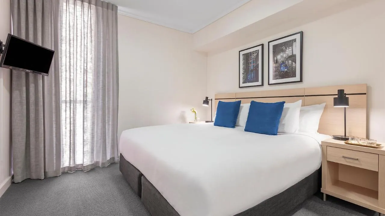Oaks Brisbane Festival Suites Австралия